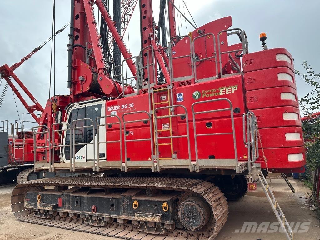 Bauer BG 36 Raskaat porat