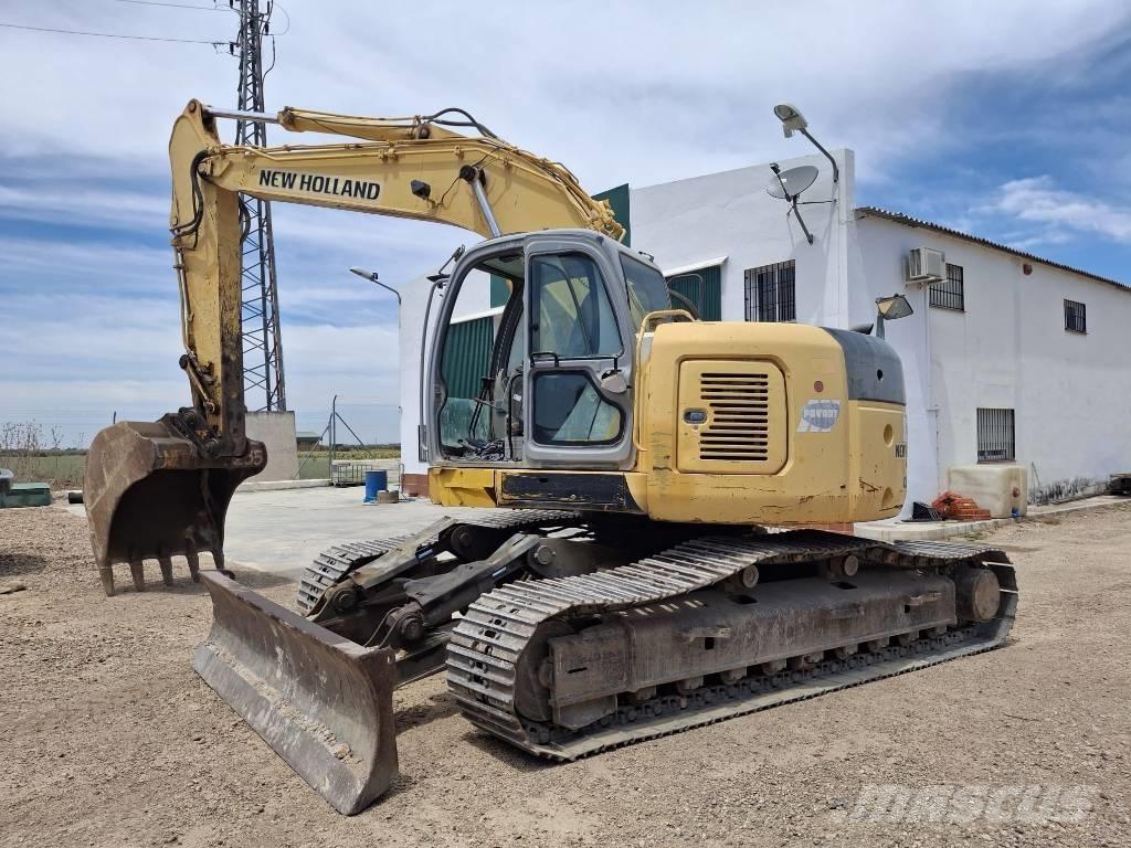 New Holland E 235 SR Telakaivukoneet