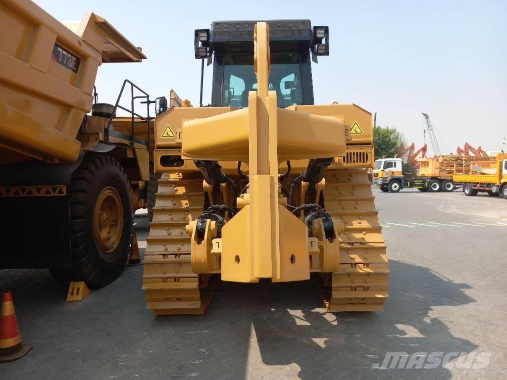 CAT D8T (Jebel Ali) Telaketjupuskutraktorit