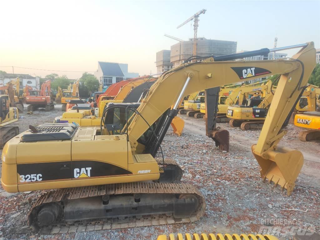 CAT 325 C Telakaivukoneet