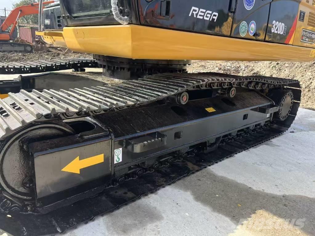 CAT 320 D Telakaivukoneet