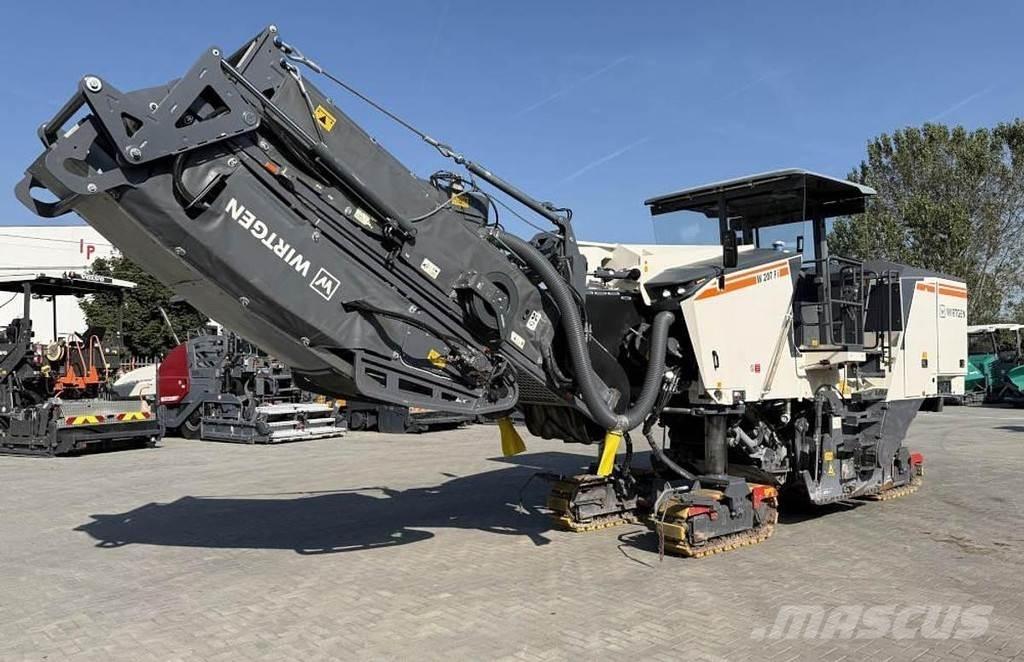 Wirtgen W 207 Fi Kylmäasfalttikoneet
