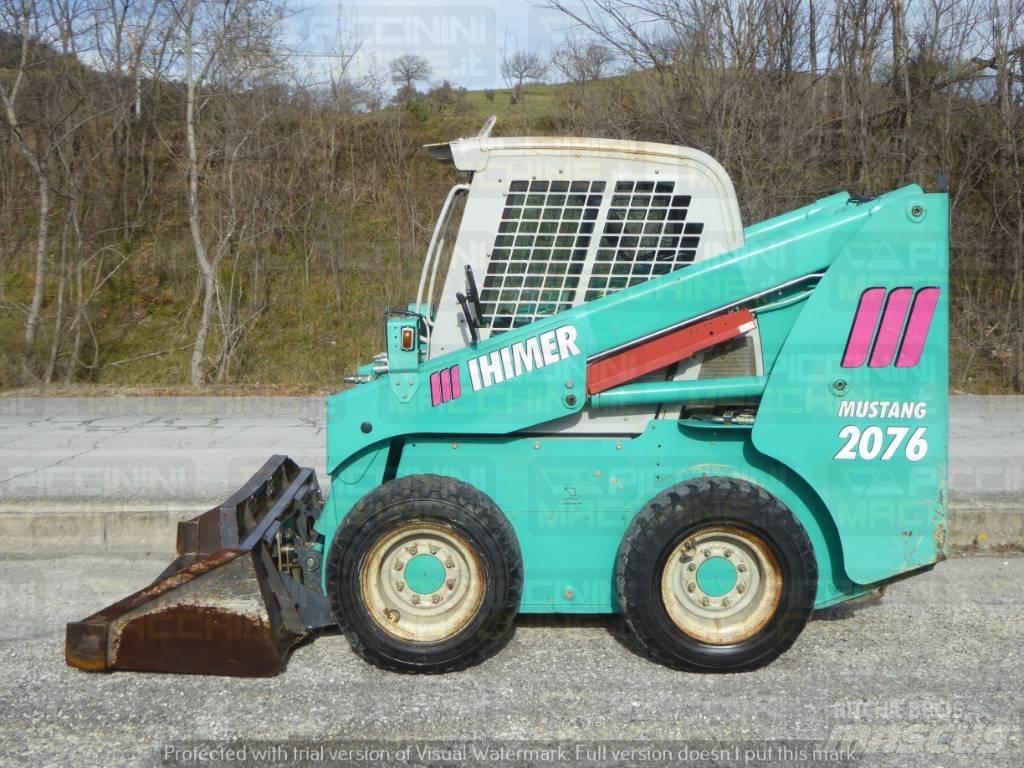 IHI Mustang 2076 Liukuohjatut kuormaajat