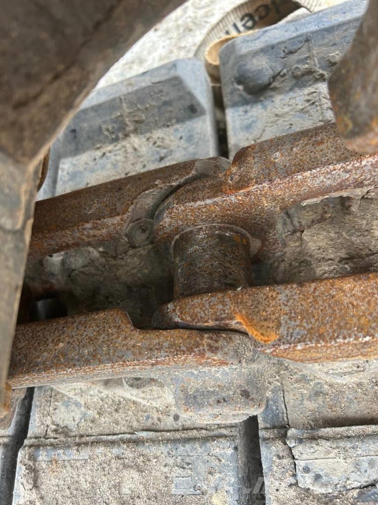 Komatsu PC 138 US-11 Telakaivukoneet