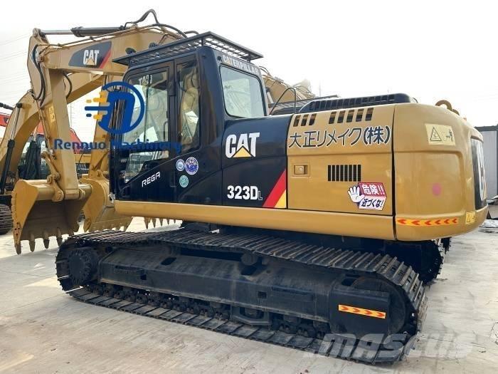 CAT 323D/323/323DL Telakaivukoneet