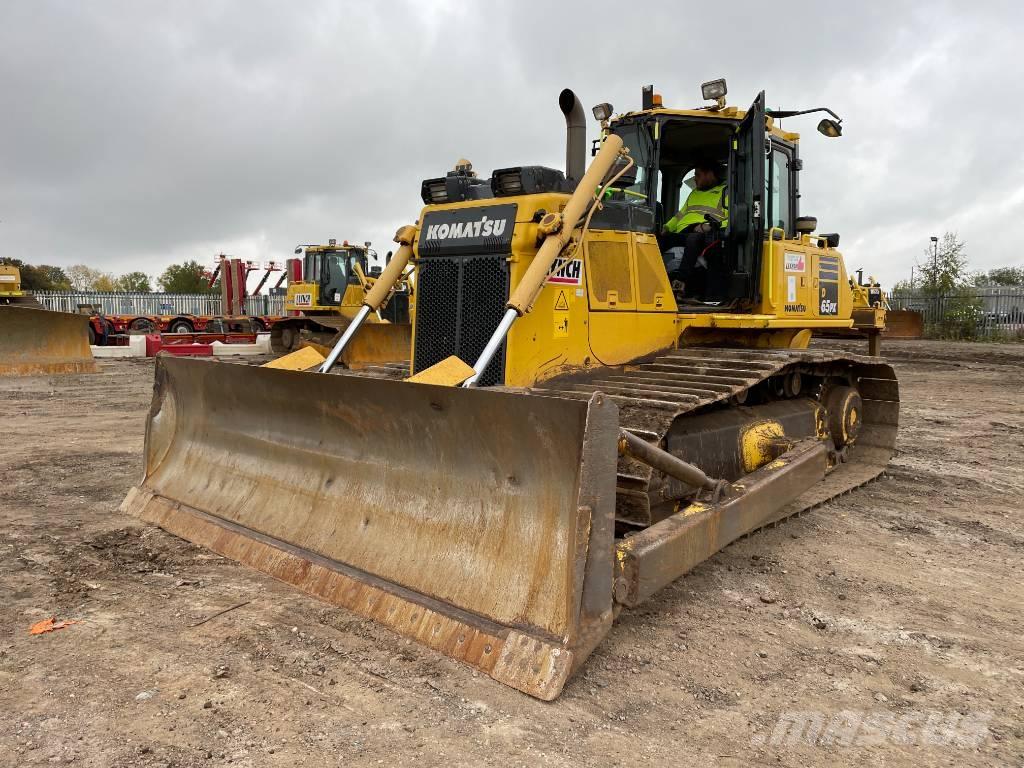 Komatsu D 65 PX-18E0 Telaketjupuskutraktorit