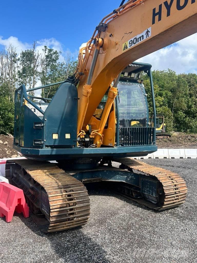 Hyundai 235 LCR-9 Harvesterit