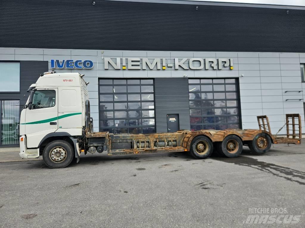 Volvo FH12 8x4 Metsäkoneritilät