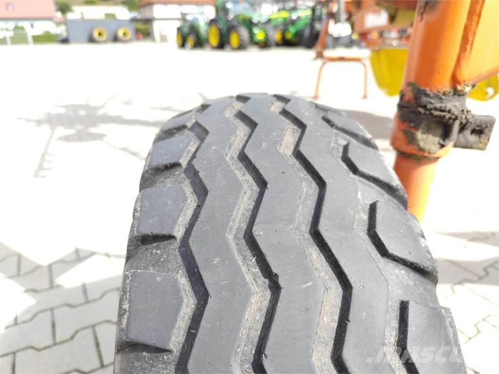 Fella TS 800 Karhottimet