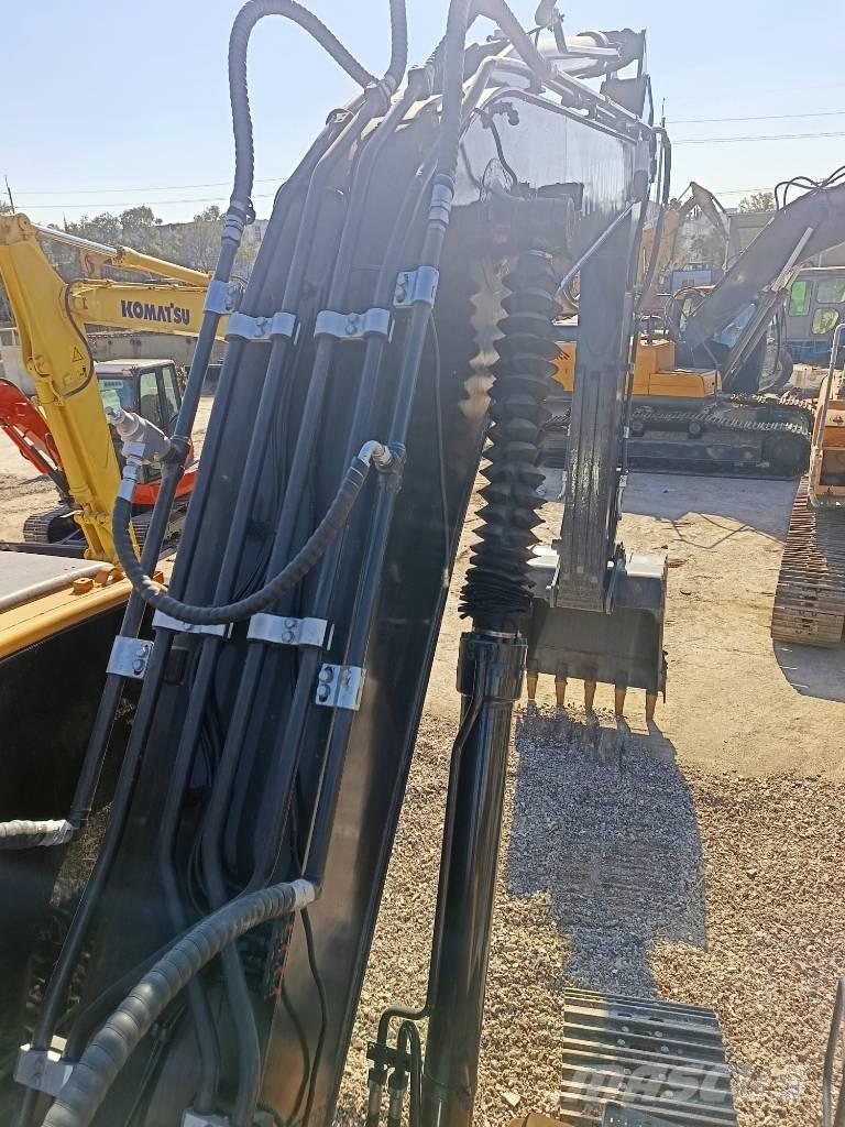 Hyundai 220LC-9s Telakaivukoneet