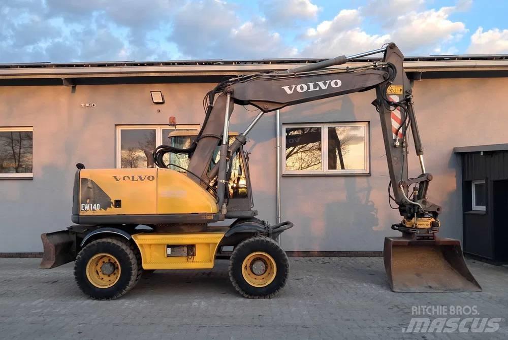 Volvo EW 140 Pyöräkaivukoneet