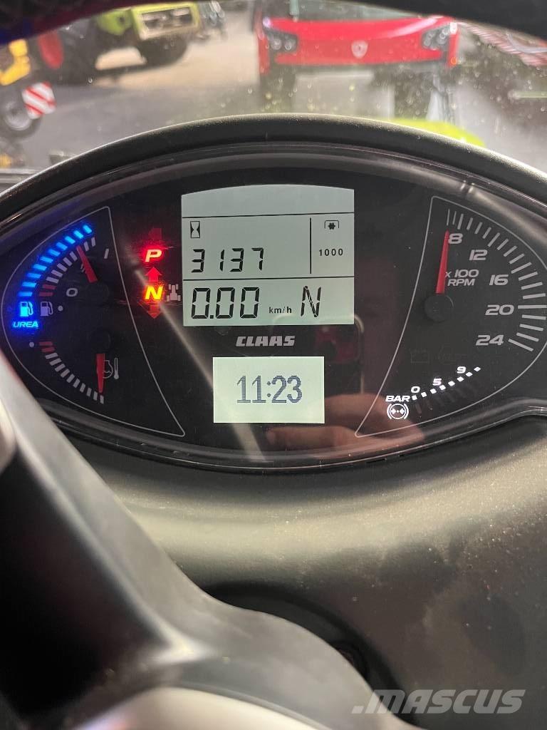 CLAAS AXION 960TT Traktorit