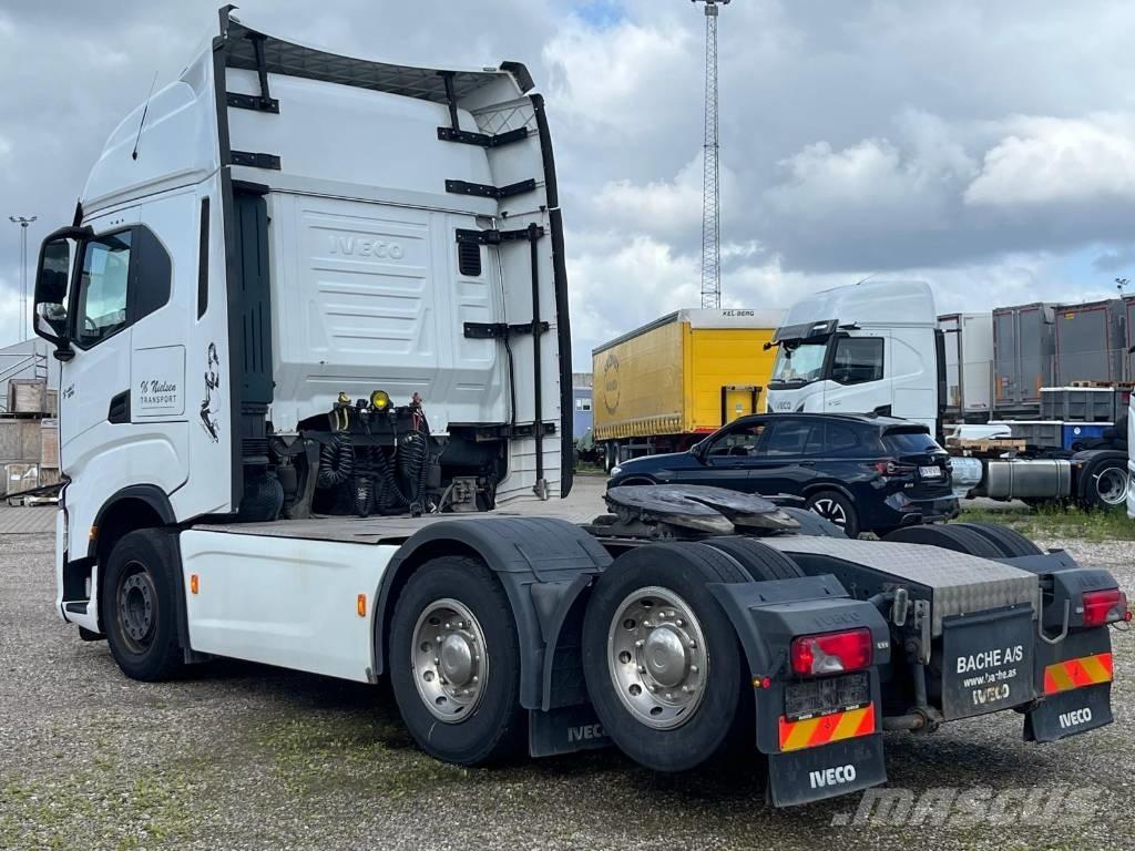 Iveco S-Way 570 Vetopöytäautot