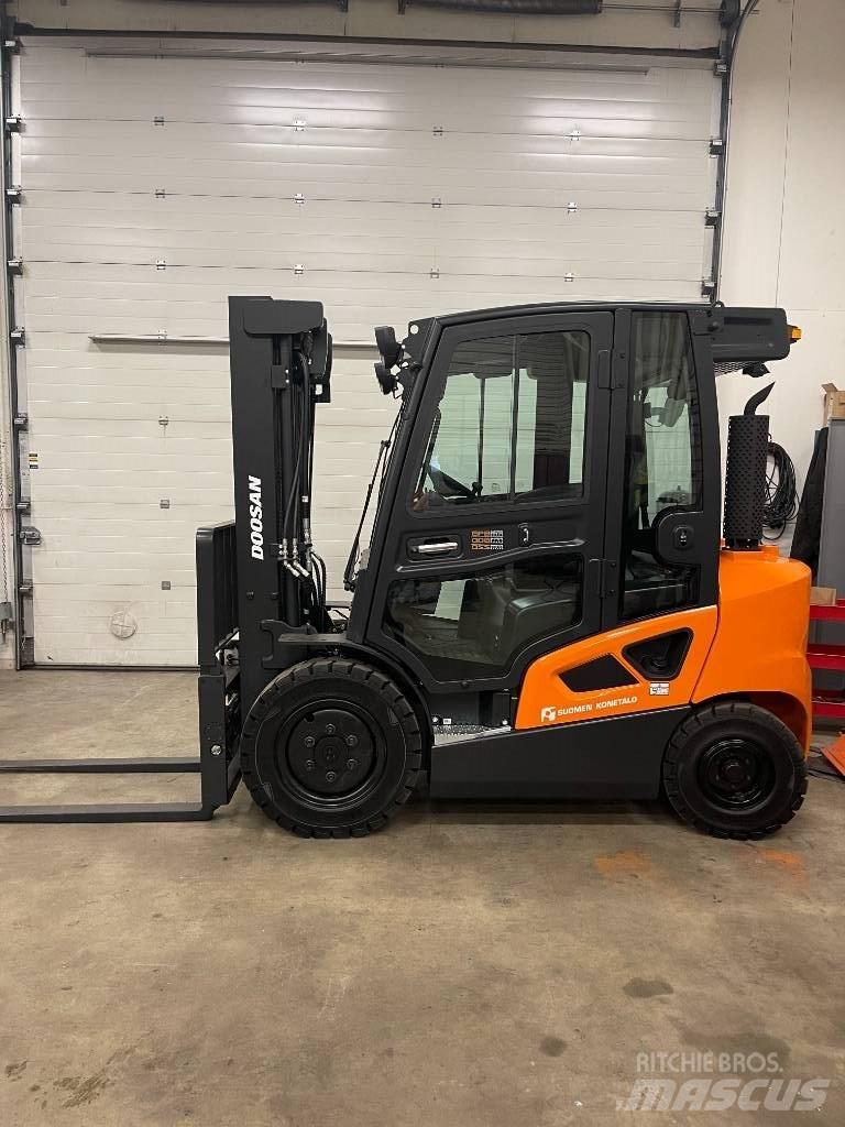 Doosan D25S-9 Diesel Dieseltrukit