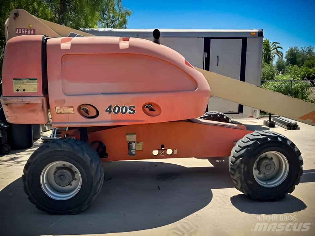JLG 400 S Teleskooppipuominostimet