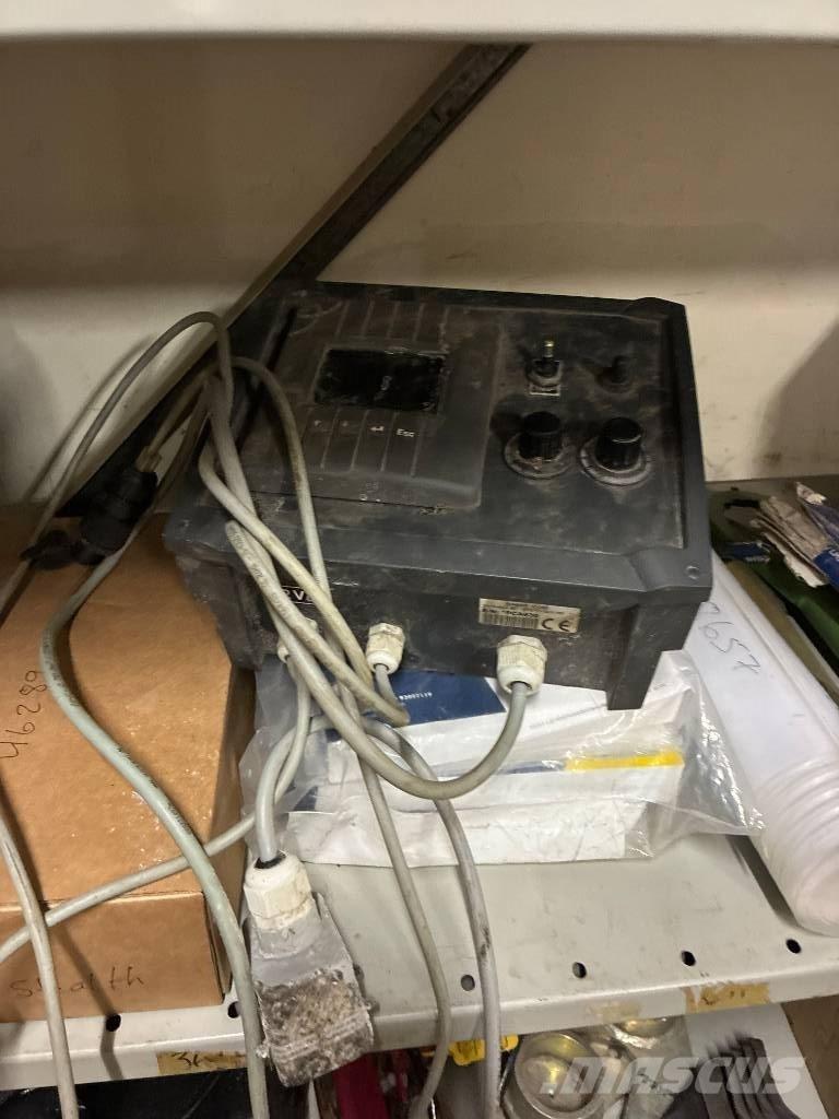 Fransgård STS 1800 Hiekan- ja suolanlevittimet