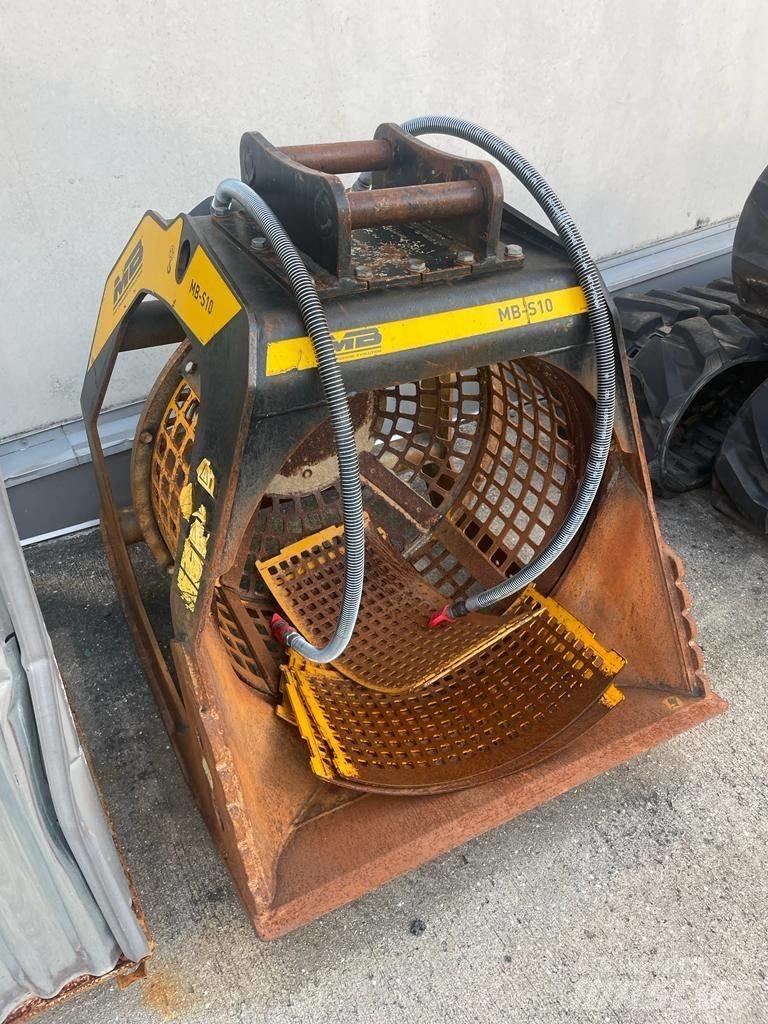 MB Crusher S 10 Seulat
