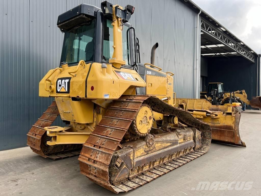 CAT D6N LGP Telaketjupuskutraktorit