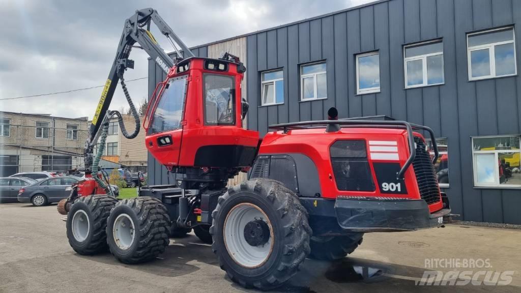 Komatsu 901 Harvesterit