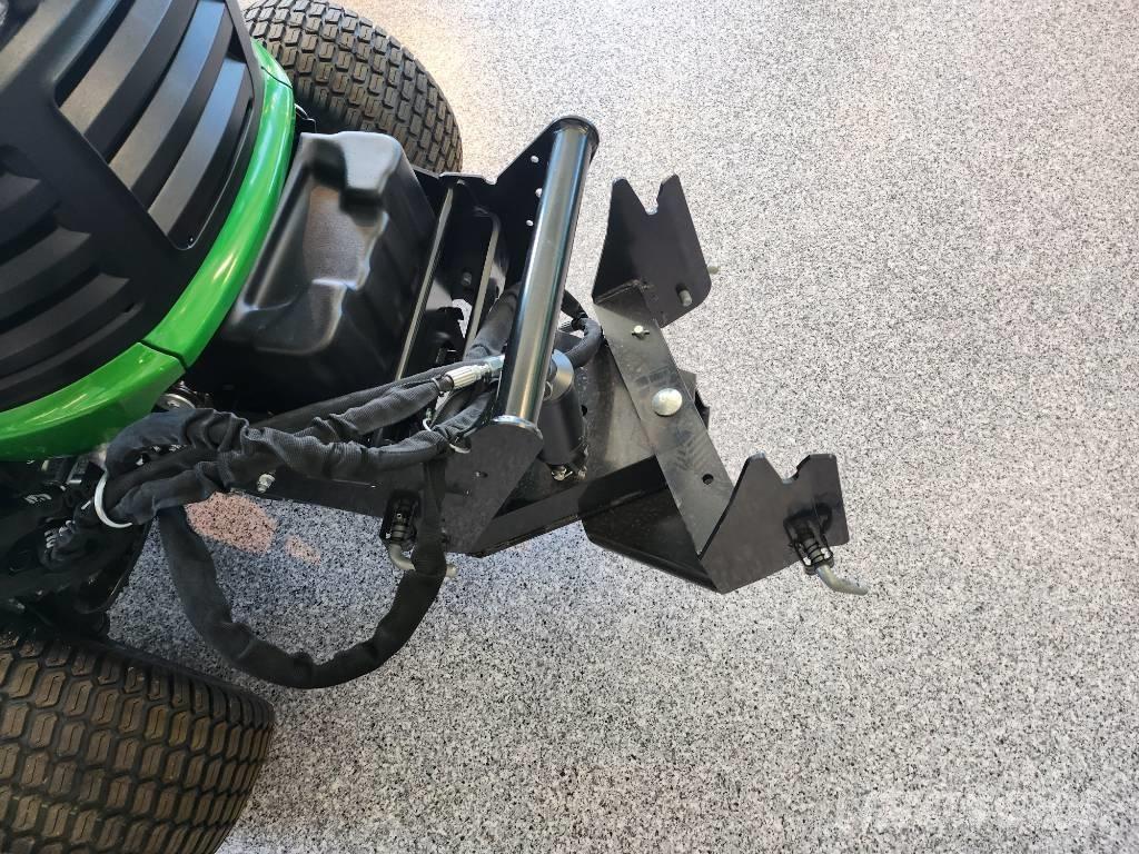 John Deere 950R Päältäajettavat ruohonleikkurit