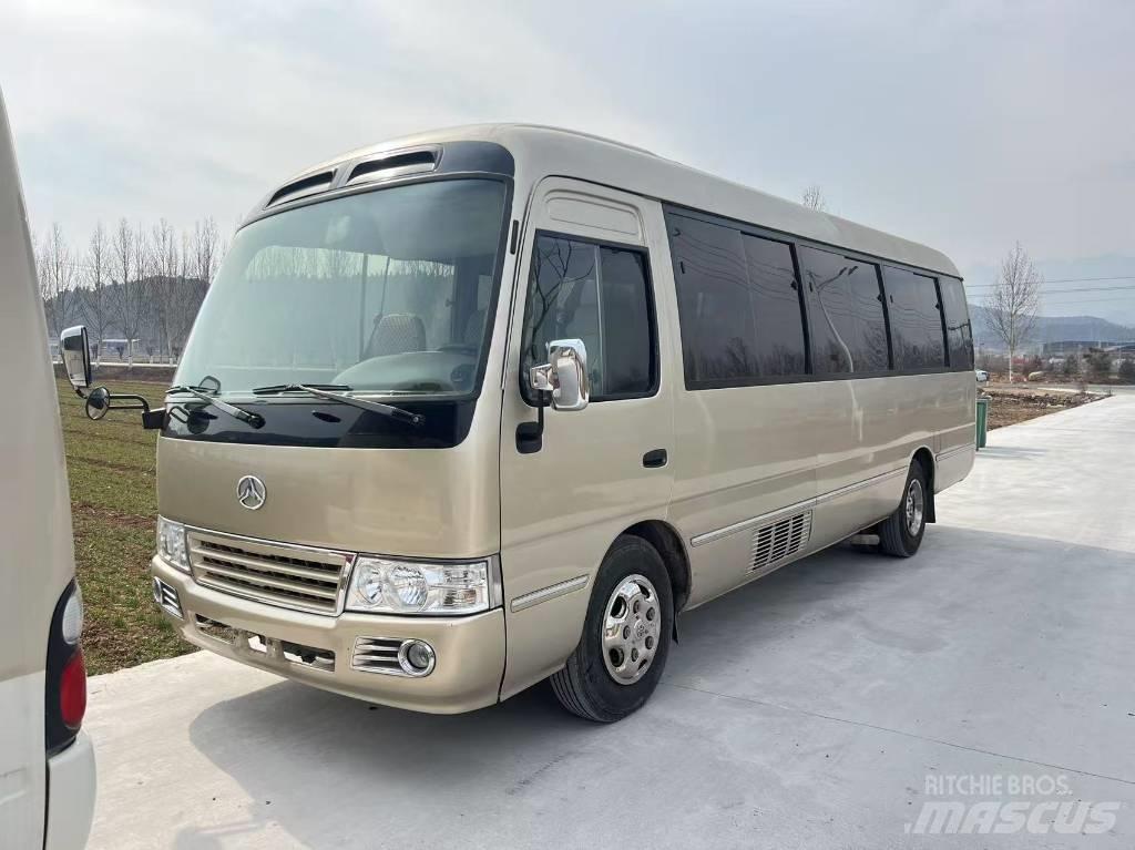 Toyota Coaster Linjaliikennebussit