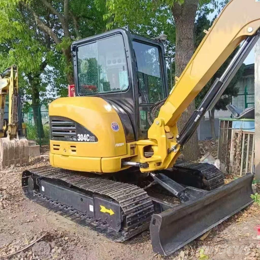 CAT 304 CR Minikaivukoneet < 7t