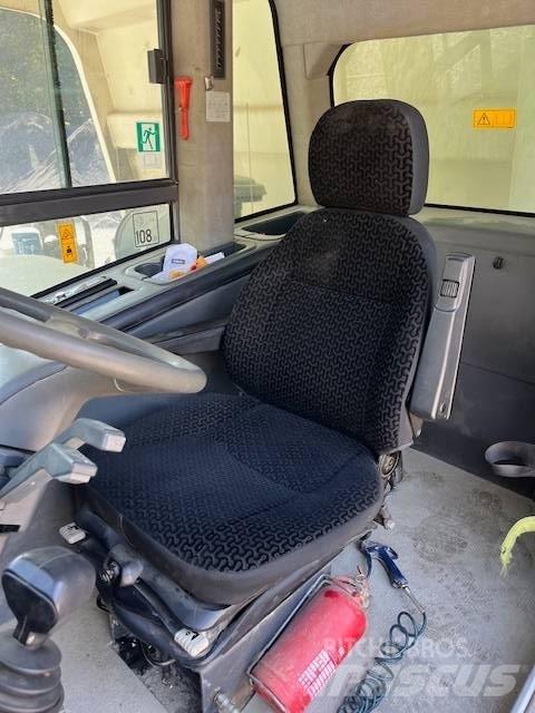 Astra RD 32 Maansiirtoautot