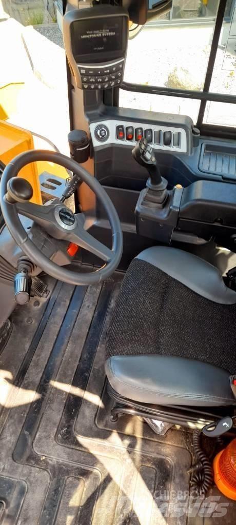 Hyundai HL 975 Pyöräkuormaajat