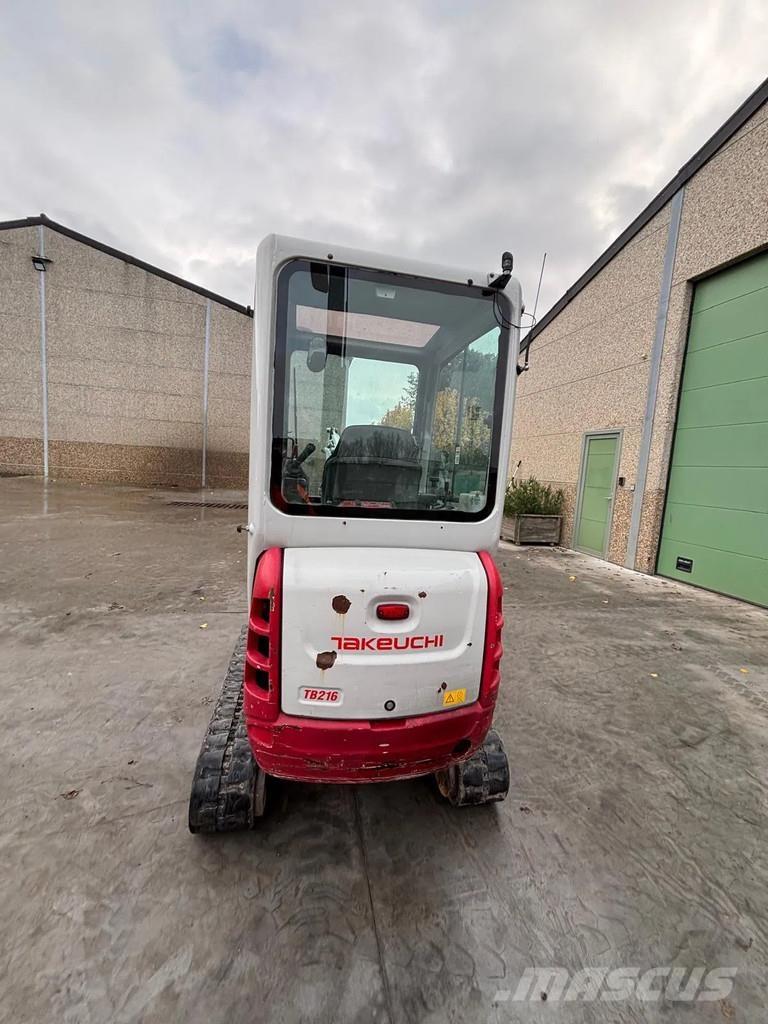Takeuchi TB216 Minikaivukoneet < 7t