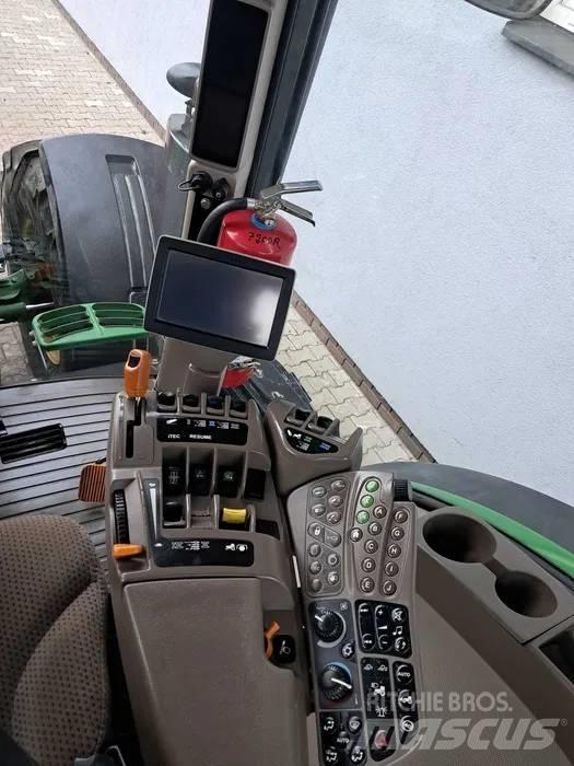 John Deere 7200 R Traktorit
