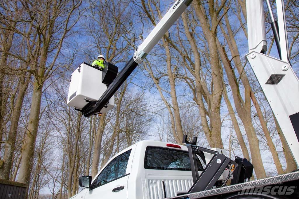VERSALIFT VTA-135-H Nostolava-autot