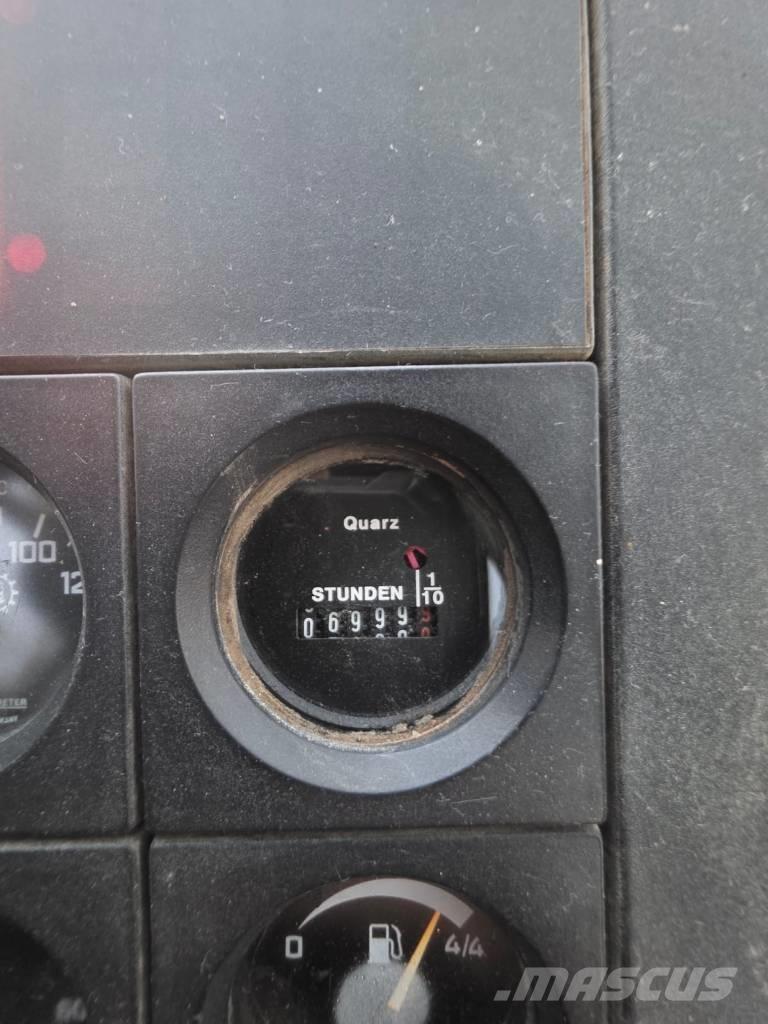 O&K L 25 Pyöräkuormaajat