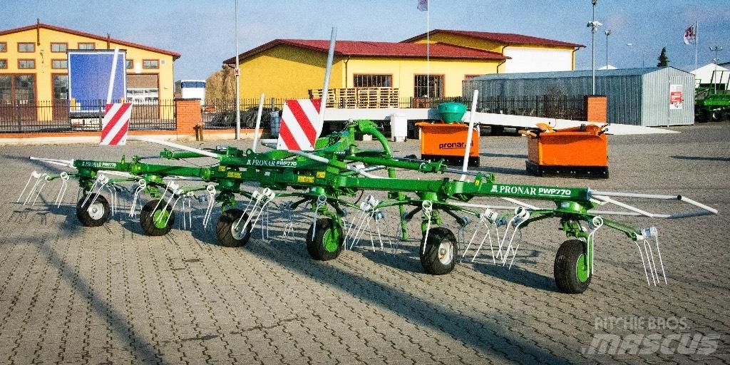 Pronar PWP770 Pöyhimet ja haravat