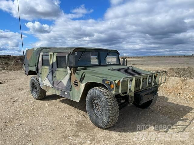 Hummer H 1 Henkilöautot