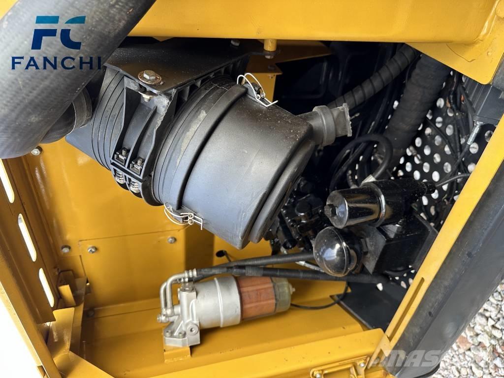 XCMG XE 85 DA Telakaivukoneet