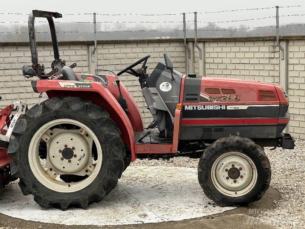Mitsubishi MT266 Traktorit