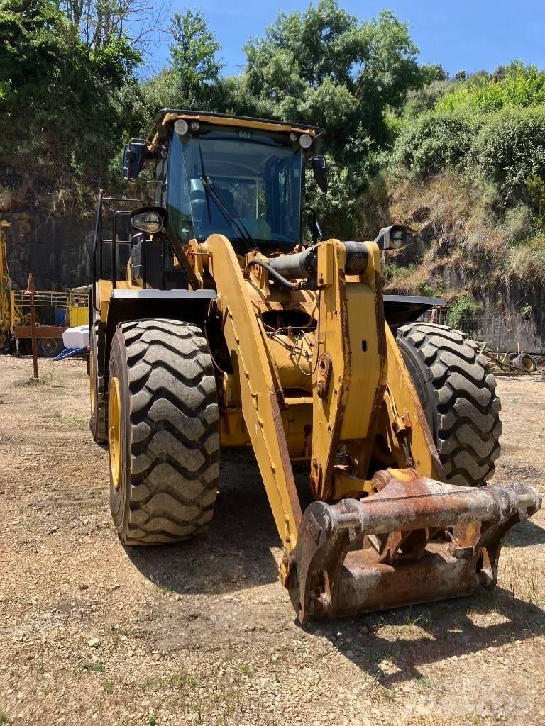 CAT 950 M Pyöräkuormaajat