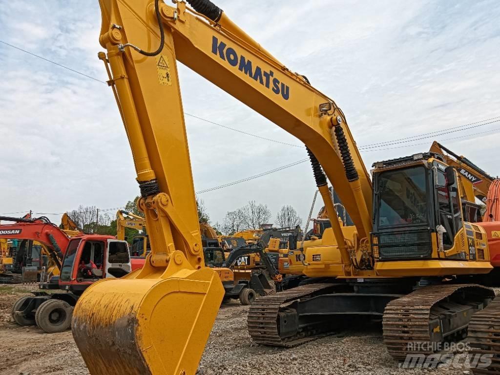 Komatsu PC 210LC Telakaivukoneet