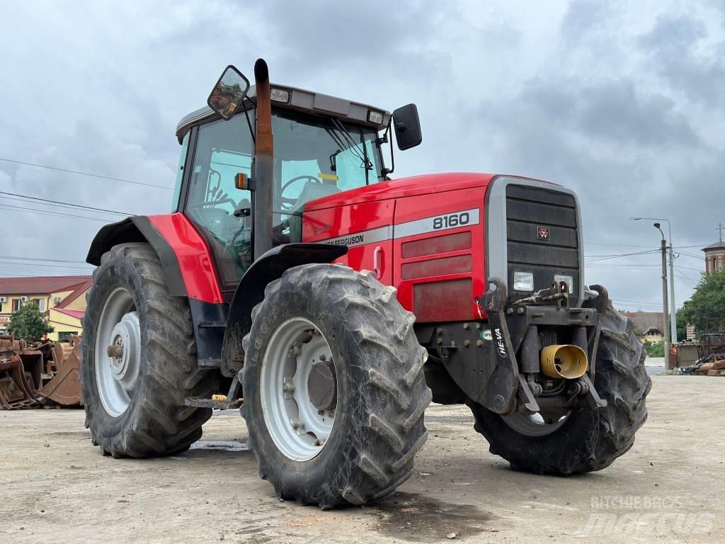 Massey Ferguson 8160 Traktorit