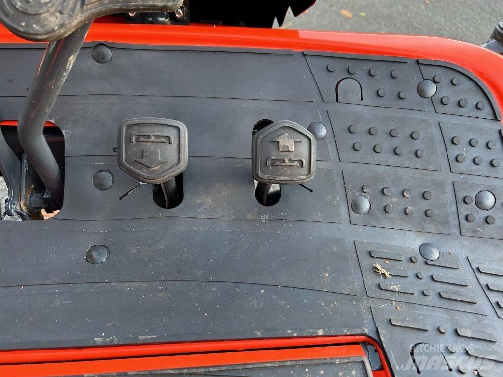 Kubota ZD 1211 Päältäajettavat ruohonleikkurit