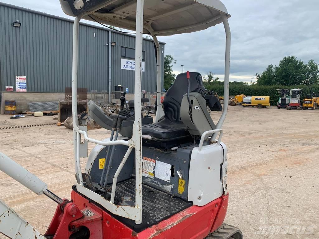 Takeuchi TB 215 R Minikaivukoneet < 7t