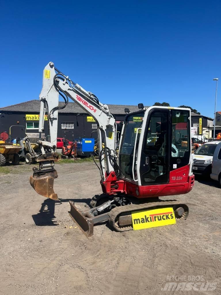 Takeuchi TB230 Minikaivukoneet < 7t