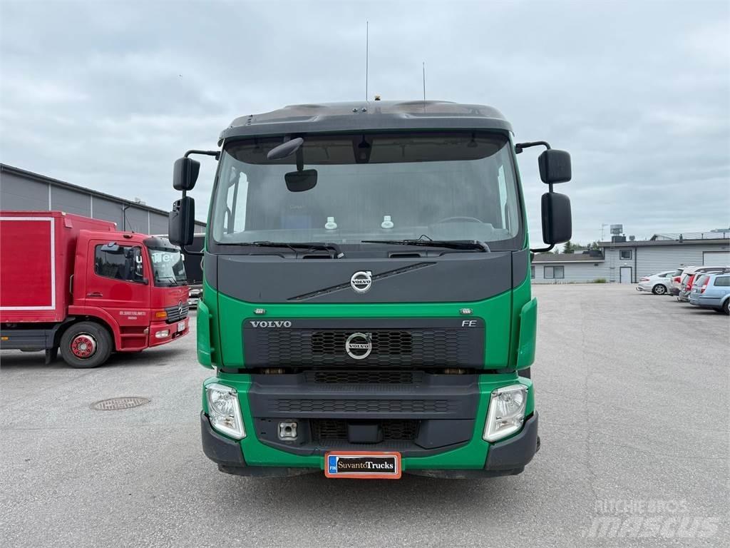 Volvo FE320 6x2*4 Koukkulava kuorma-autot