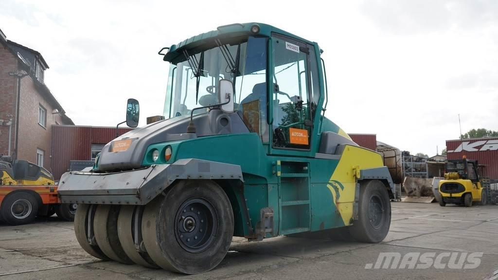 Hamm GRW 280-16 Kumipyöräjyrät
