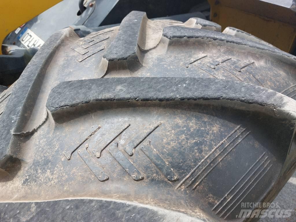 Komatsu WA320-5 Pyöräkuormaajat