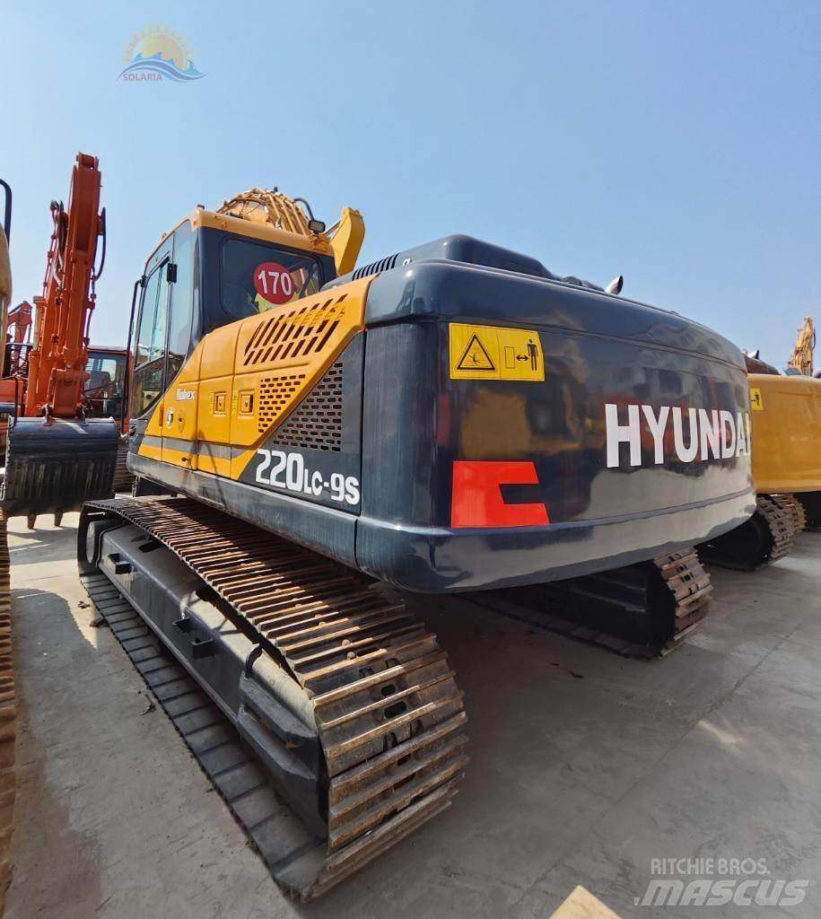 Hyundai R220LC-9S Telakaivukoneet