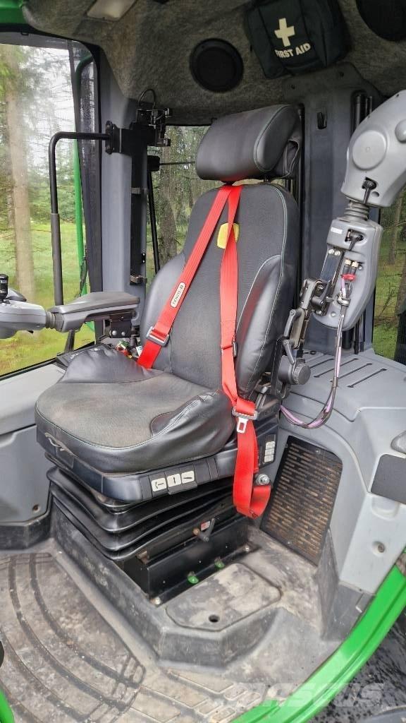 John Deere 1270 G Harvesterit