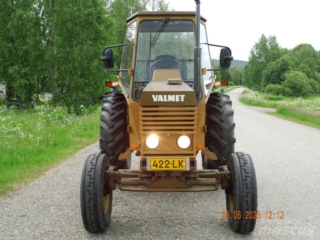 Valmet 502 Traktorit