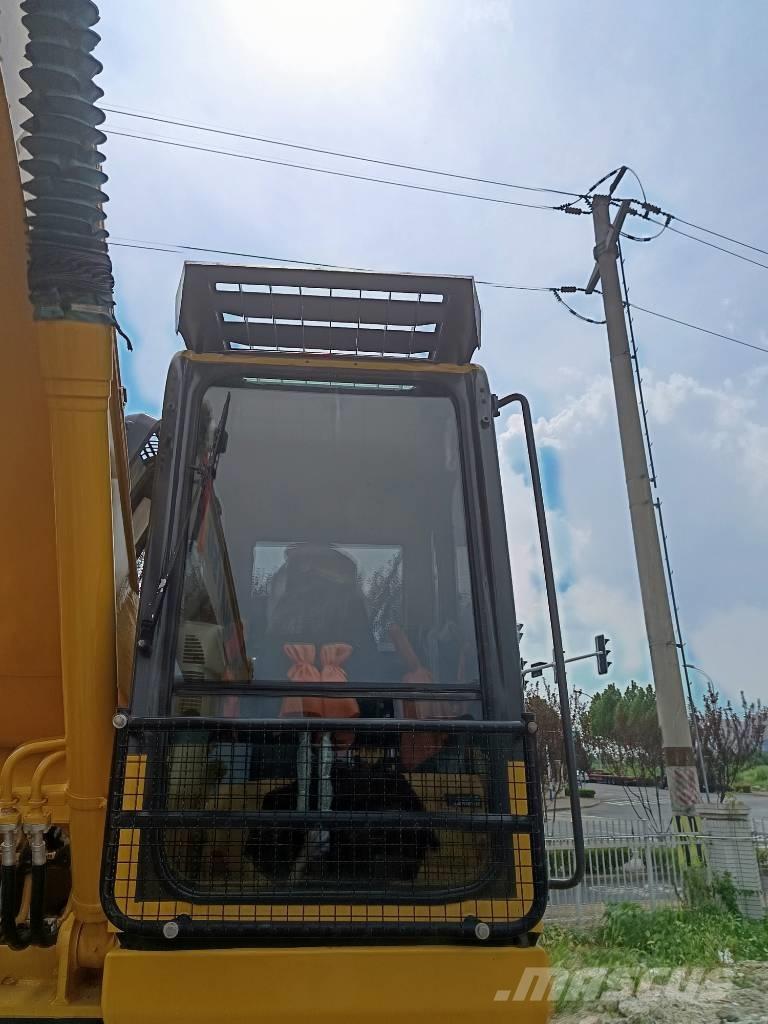 Komatsu PC 200 Telakaivukoneet