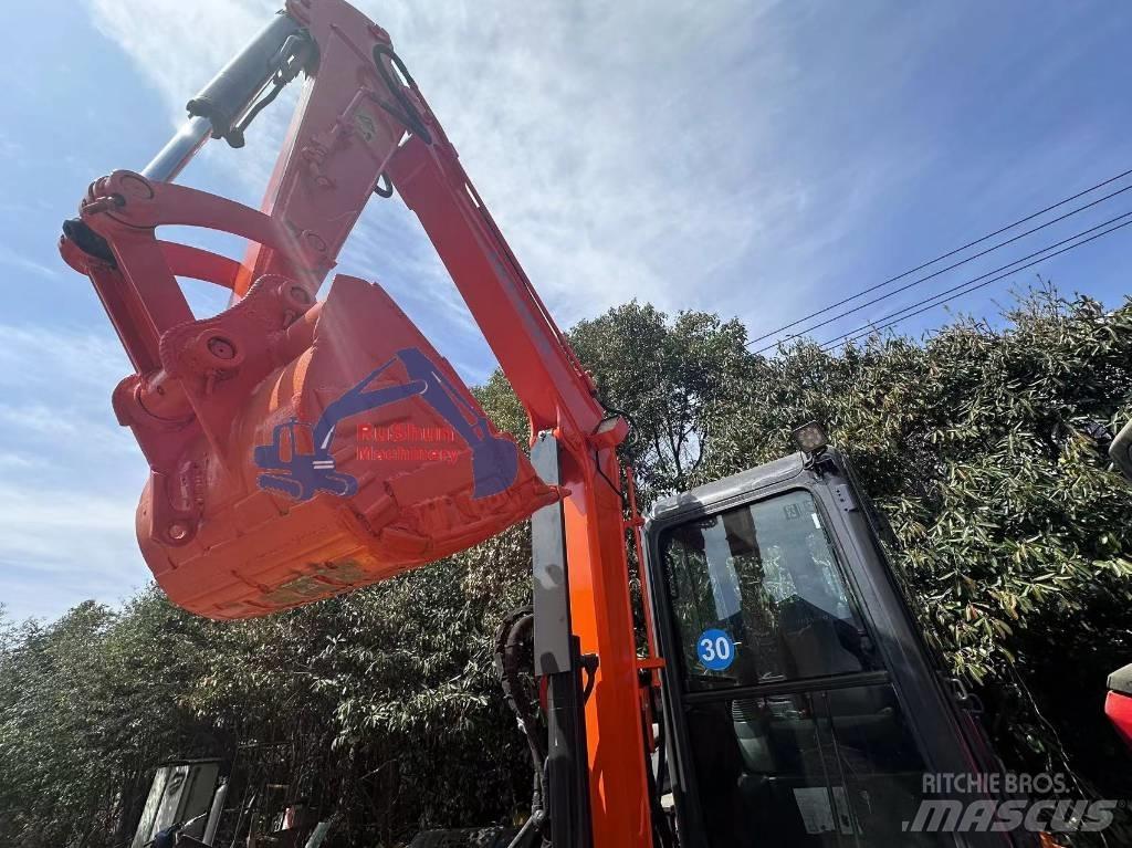 Hitachi ZX50 Minikaivukoneet < 7t